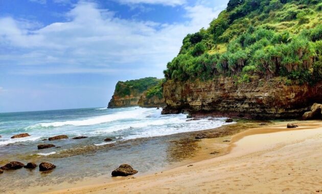 Potret Foto Pantai Ngetun Gunung Kidul Jogja 01